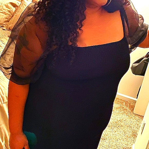 Forever 21 Puff Sleeve Shirred Dress - Picture 4 of 4